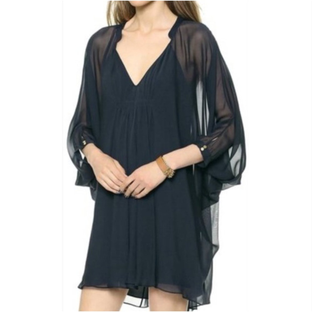 Diane von Furstenberg Fleurette Navy Blue Silk Chiffon‎ V-Neck Dress Size 4